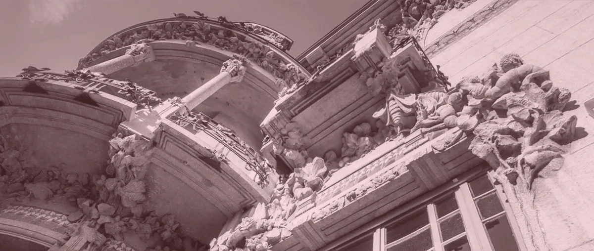 TOP SECRET - Guided tour + Exclusive concert + Glass of Prosecco