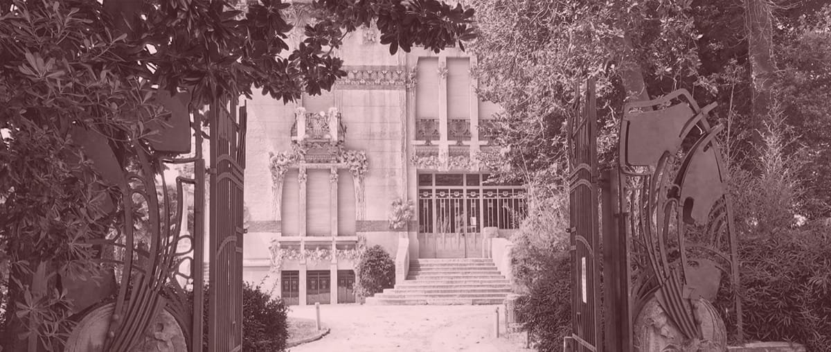 TOP SECRET - Guided tour + Exclusive concert + Glass of Prosecco